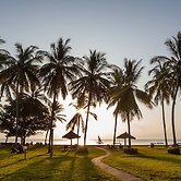 Neptune Paradise Beach Resort & Spa