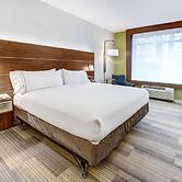 Holiday Inn Express Woodbridge by IHG