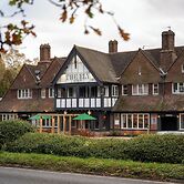 The Ely Hotel by Chef and Brewer Collection