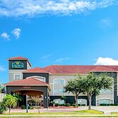 La Quinta Inn & Suites by Wyndham Mission at West McAllen