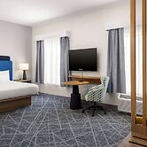 Hampton Inn & Suites Moline-Quad City Int'l Aprt