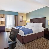 Days Inn by Wyndham Petoskey