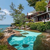 Mom Tri's Villa Royale