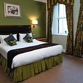 The George Hotel