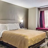 Quality Inn & Suites Grove City - Outlet Mall