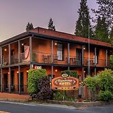 The Groveland Hotel