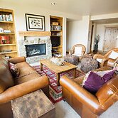 WestWall Lodge
