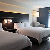Holiday Inn Express & Suites Brampton by IHG