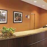 La Quinta Inn & Suites by Wyndham San Antonio Medical Ctr NW