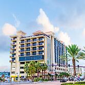 Pier House 60 Clearwater Beach Marina Hotel