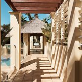 Sea Change Beachfront Apartments