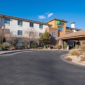 Holiday Inn Express & Suites St. George North - Zion by IHG
