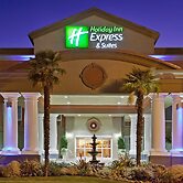 Holiday Inn Express and Suites Modesto by IHG