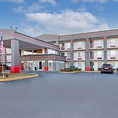 Super 8 by Wyndham Kingsport