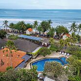 Kuta Seaview Beach Resort