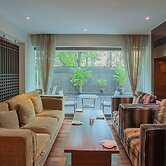 Oakwood Residence Naylor Road Pune