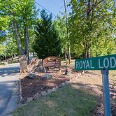 Mountain Top Inn and Resort