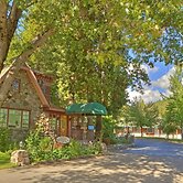 Strawberry Valley Inn