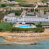 Corallia Beach Hotel Apartments