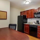 MainStay Suites Fitchburg - Madison