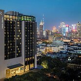 Renaissance Shanghai Yu Garden Hotel on the Bund