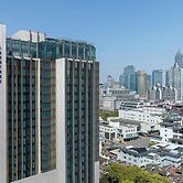 Renaissance Shanghai Yu Garden Hotel on the Bund