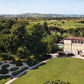 Villa Abbondanzi Resort