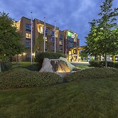 Holiday Inn Express Hotel & Suites Riverport Richmond by IHG