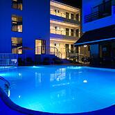 Poseidon Hotel and Apartments