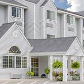 Microtel Inn & Suites by Wyndham Gassaway/Sutton