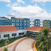 Courtyard By Marriott Cancun Airport