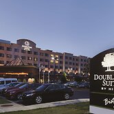DoubleTree Suites by Hilton Bentonville