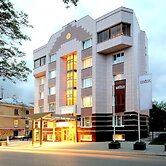 Business Hotel Senator