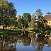 The Inn at Round Barn Farm