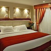 Al Liwan Suites