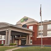 Holiday Inn Express Selma by IHG