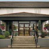 Downhill Inn