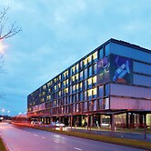 citizenM Schiphol Airport