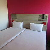 hotelF1 Igny Massy TGV