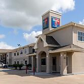 Studio 6 Bay City, TX