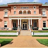 JH Adams Inn, Trademark Collection by Wyndham