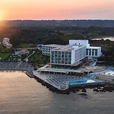 Eden Roc Resort Hotel