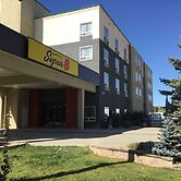 Super 8 by Wyndham Edson