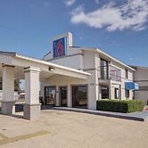 Motel 6 Lancaster, TX - DeSoto - Lancaster
