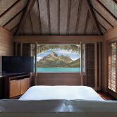 Four Seasons Resort Bora Bora
