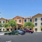 Comfort Inn & Suites Northeast - Gateway