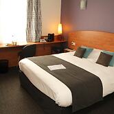 Brit Hotel Bressuire (formerly Plume Hotel)