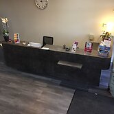 Brit Hotel Bressuire (formerly Plume Hotel)