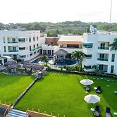 Artisan Playa Esmeralda Family Beach Hotel