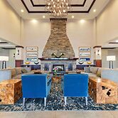 DoubleTree by Hilton Front Royal Blue Ridge Shadows